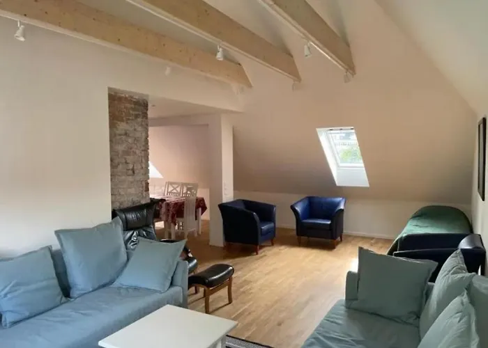 The Green House - In The Centre Of * ベルゲン