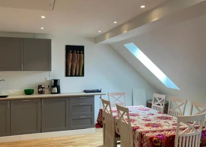 The Green House - In The Centre Of * ベルゲン